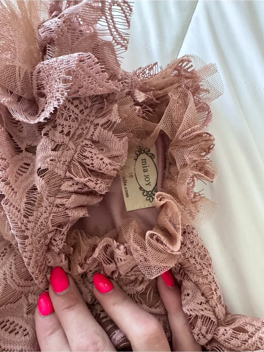 Joyfolie Mia Joy Lace Ruffle Dress NWT Size 10 Mauve Pink